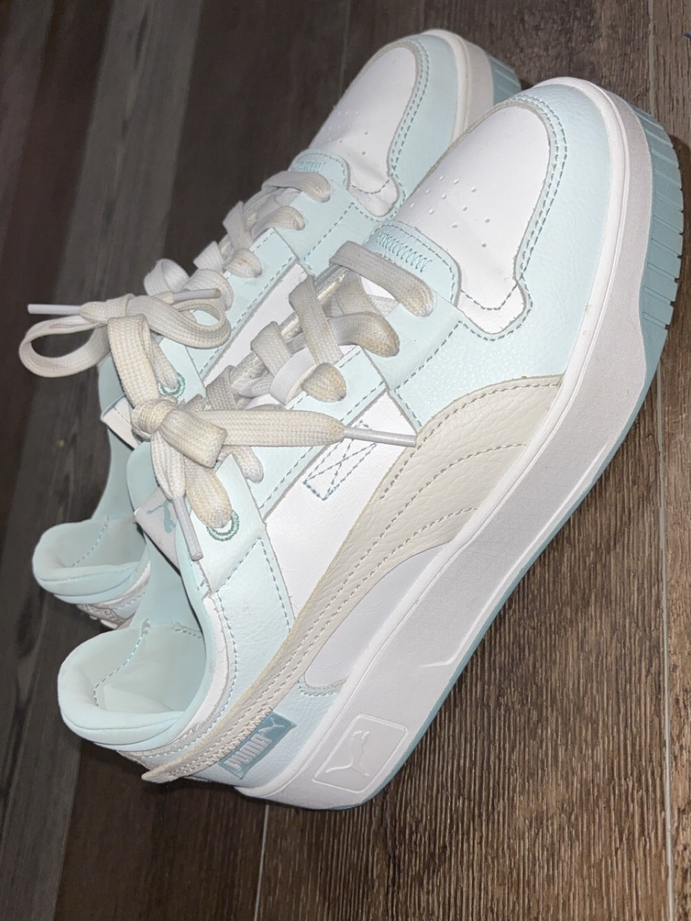 Puma Women’s Low-Top Sneakers in Pale Blue, White and Cream